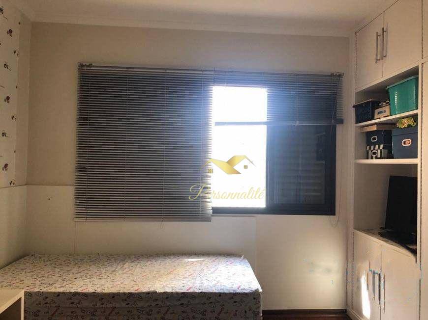 Apartamento à venda com 3 quartos, 117m² - Foto 4