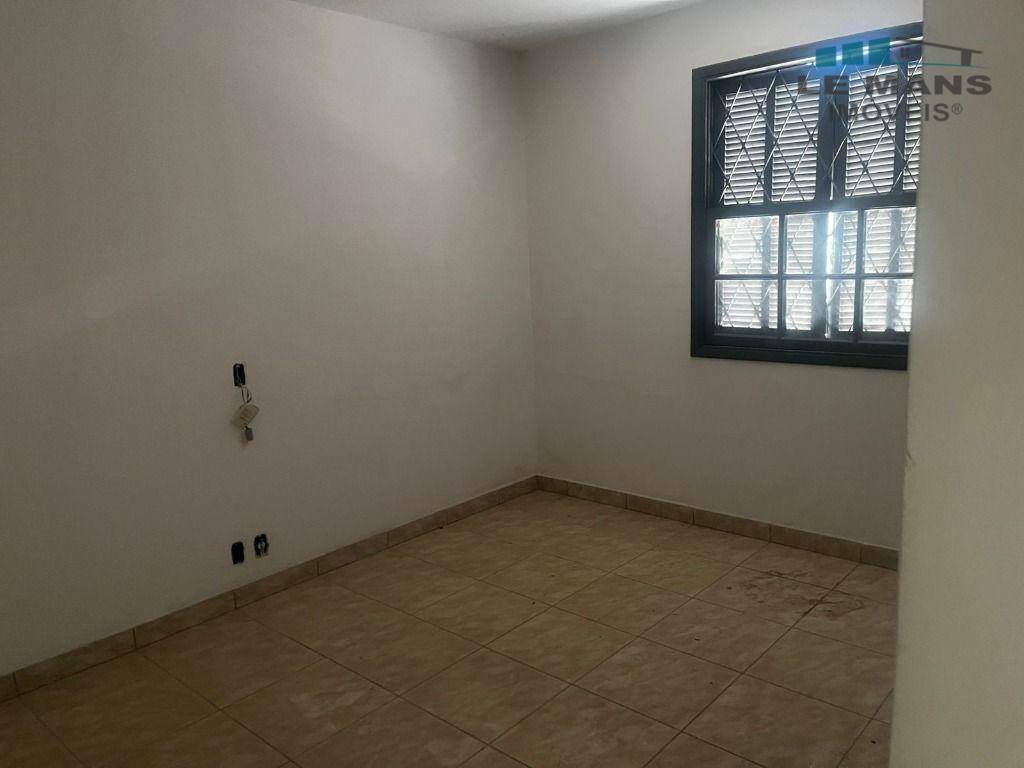 Casa para alugar com 3 quartos, 191m² - Foto 14