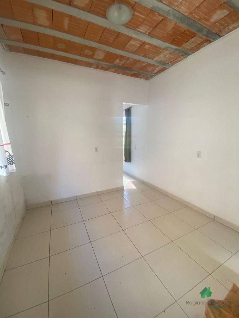 Casa para alugar com 3 quartos, 85m² - Foto 13