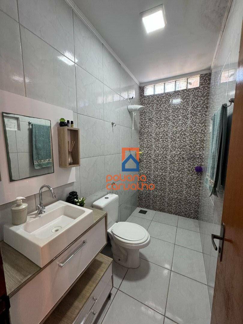 Casa à venda e aluguel com 2 quartos, 100m² - Foto 9