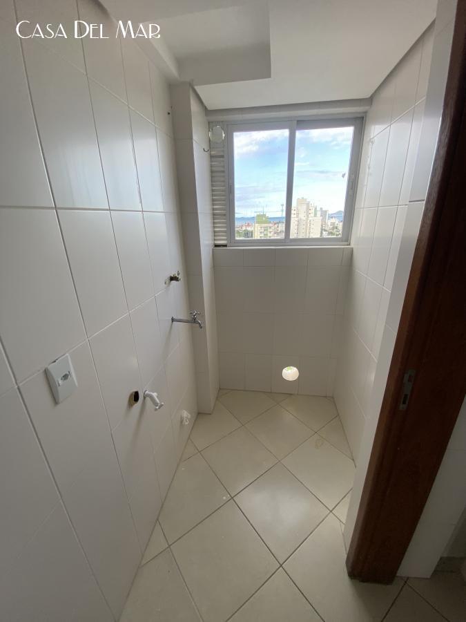 Apartamento à venda com 3 quartos, 137m² - Foto 21