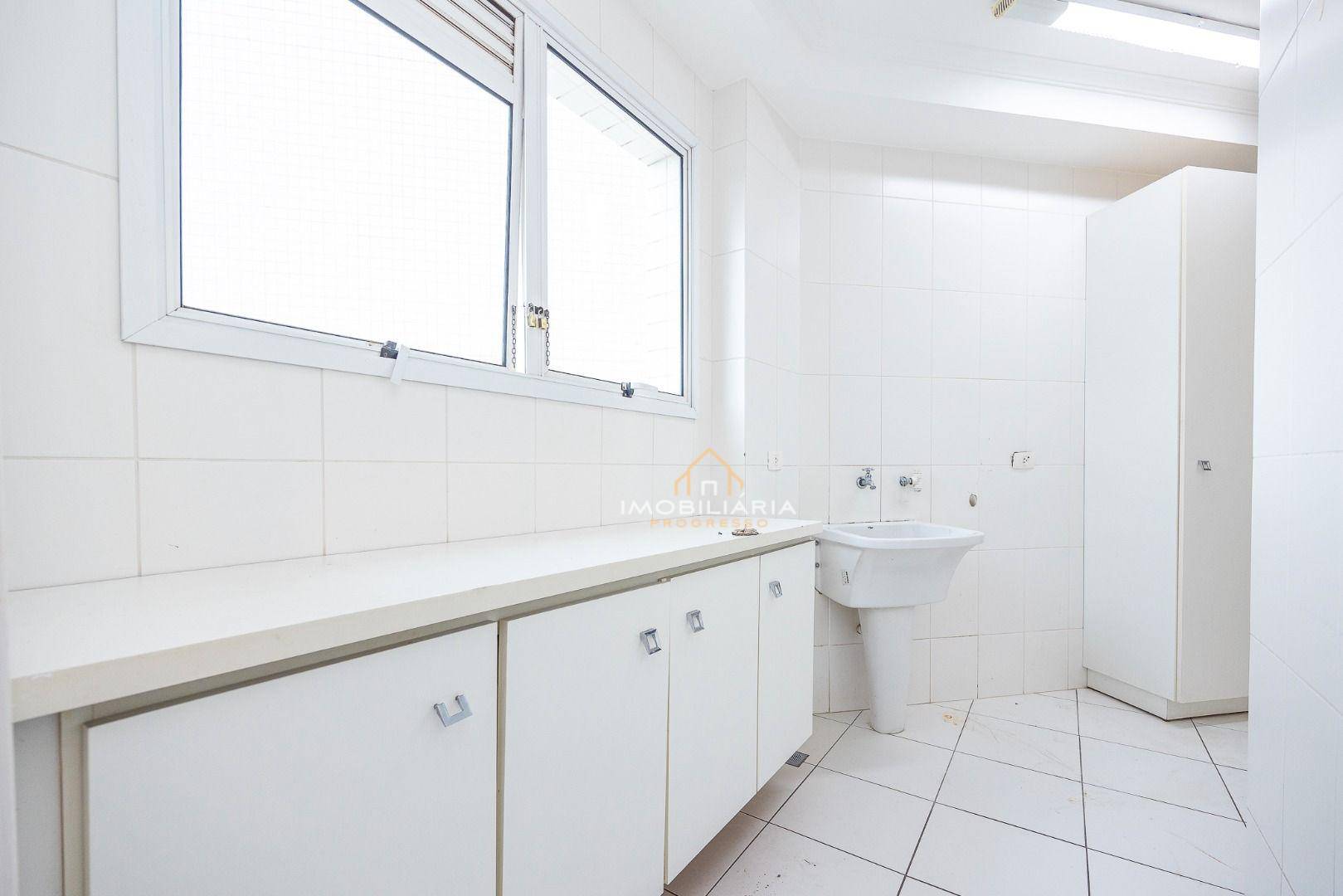 Apartamento à venda com 4 quartos, 215m² - Foto 79