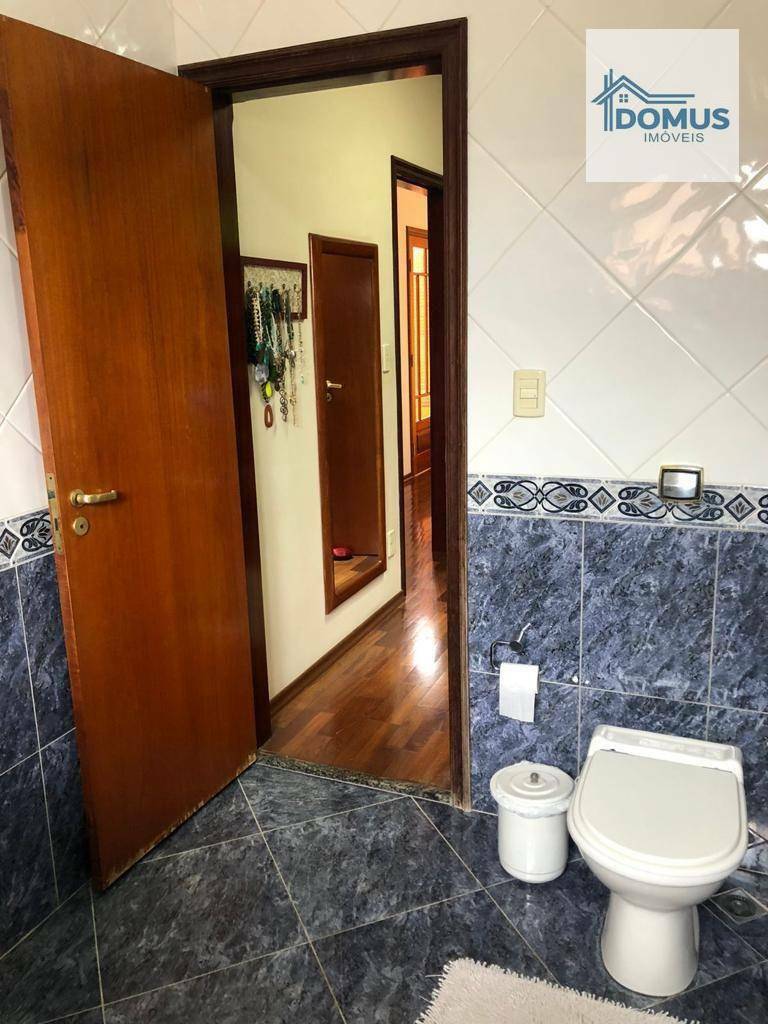 Sobrado à venda com 3 quartos, 308m² - Foto 52