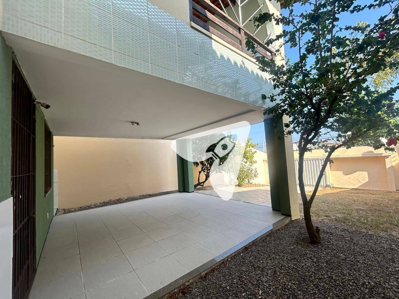 Casa à venda com 4 quartos, 180M2 - Foto 8