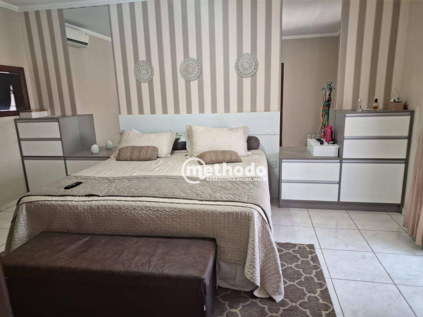 Casa à venda com 4 quartos, 330m² - Foto 90