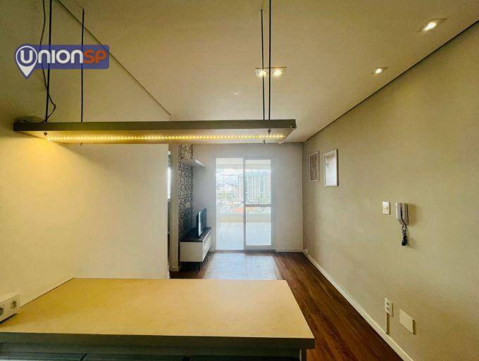 Apartamento à venda com 2 quartos, 64m² - Foto 2