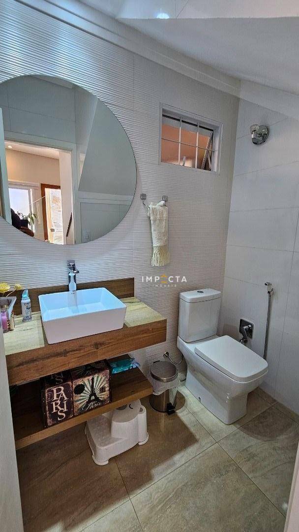 Casa à venda com 3 quartos, 143m² - Foto 8