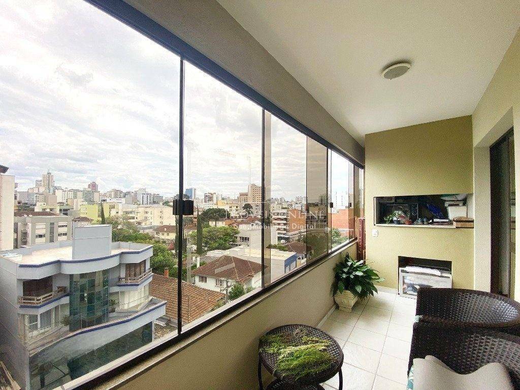 Apartamento à venda com 3 quartos, 93m² - Foto 2