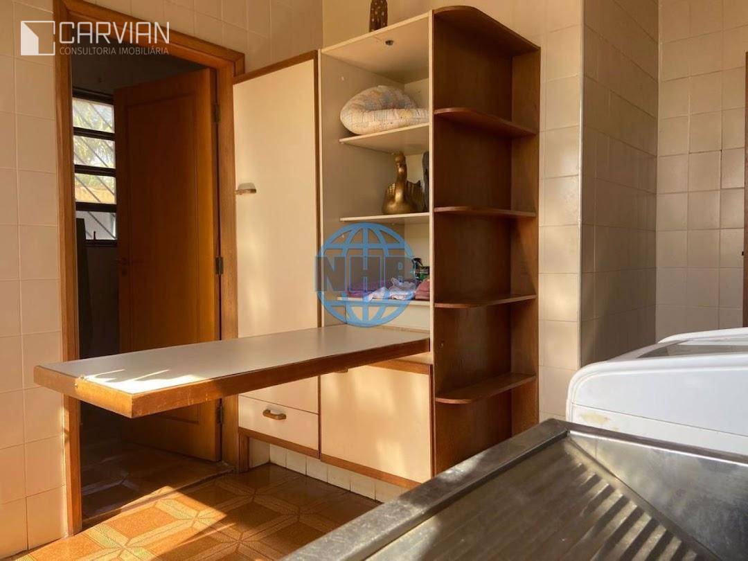 Casa à venda com 5 quartos, 555m² - Foto 13