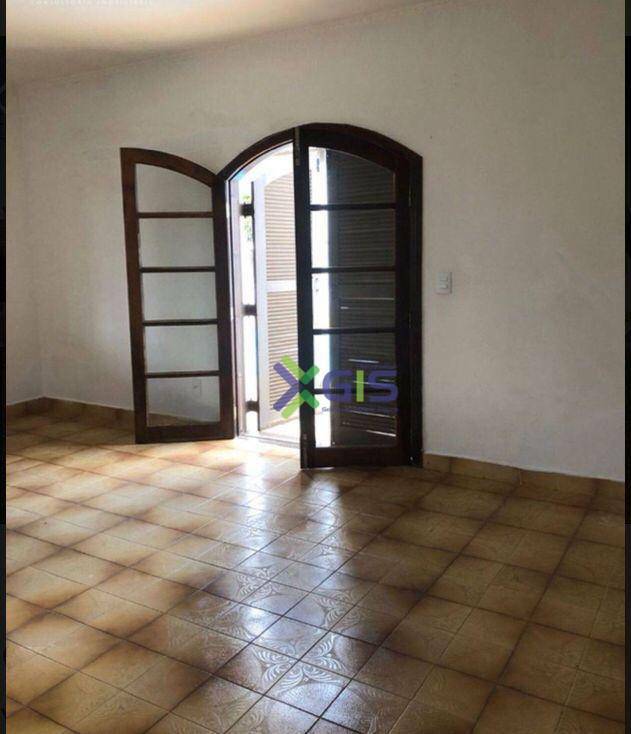 Casa à venda com 4 quartos, 302m² - Foto 10