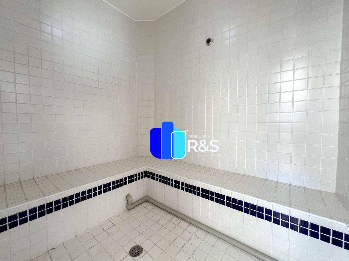 Casa de Condomínio à venda e aluguel com 4 quartos, 625m² - Foto 40