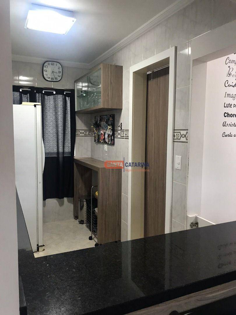 Apartamento à venda com 2 quartos, 58m² - Foto 3