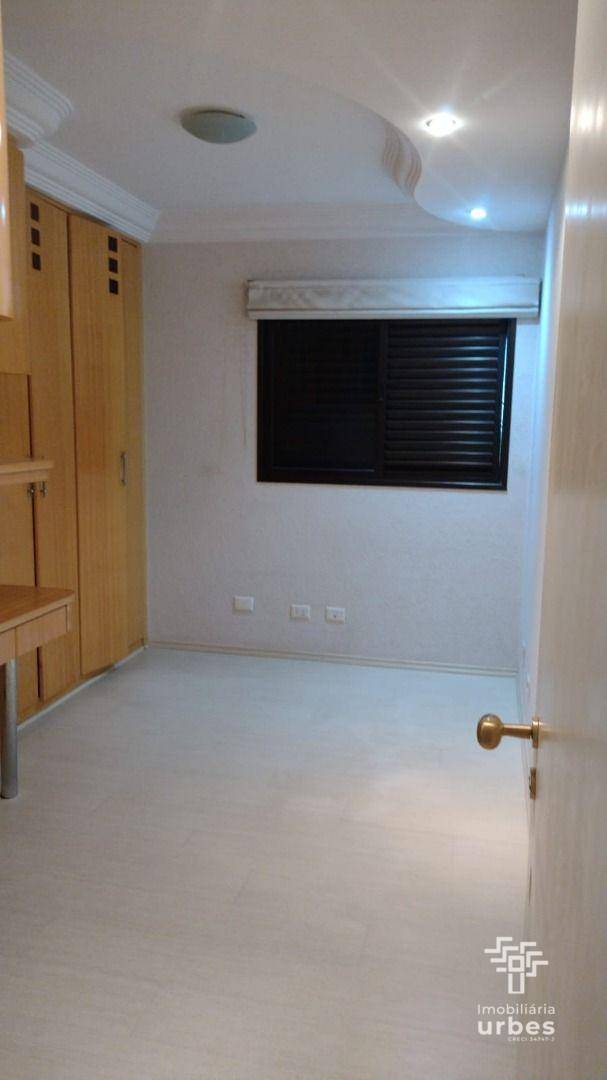 Apartamento à venda com 3 quartos, 156m² - Foto 7