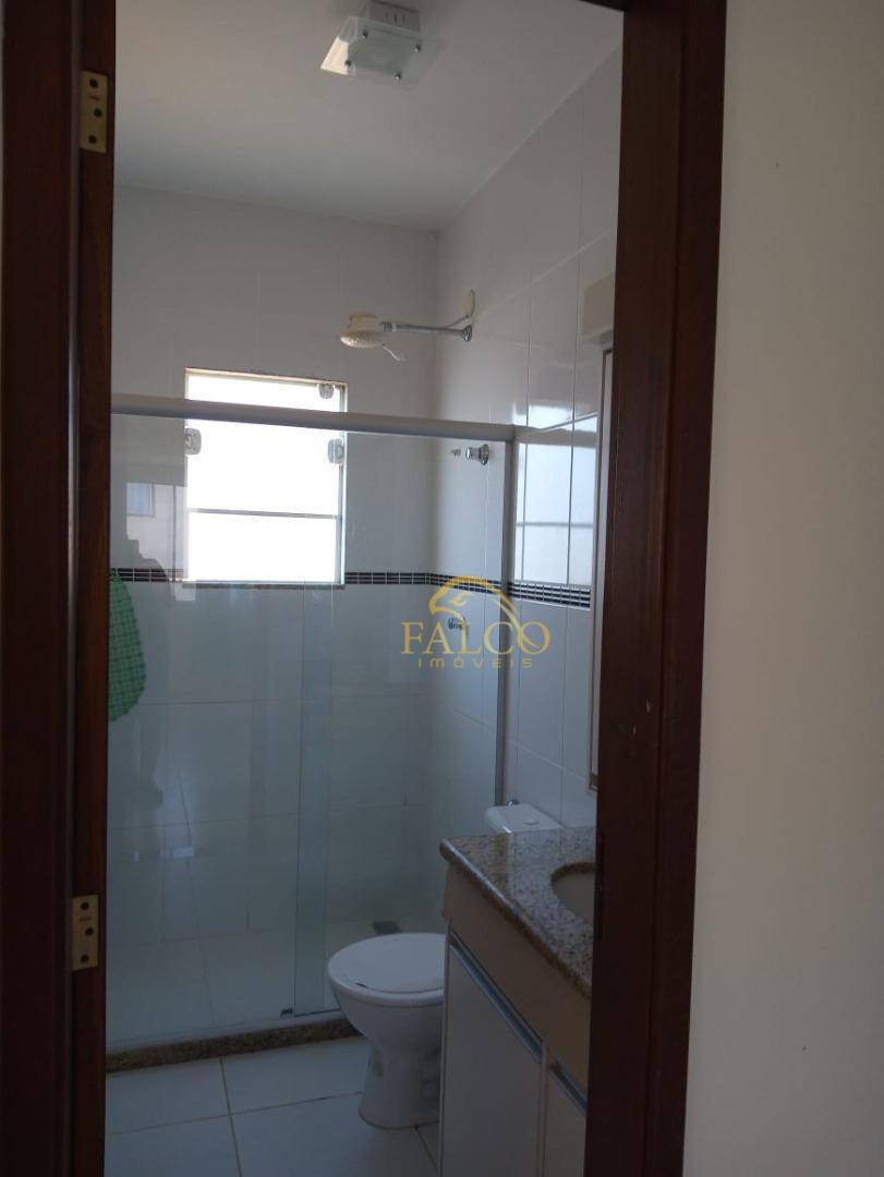 Casa à venda e aluguel com 2 quartos, 150m² - Foto 15