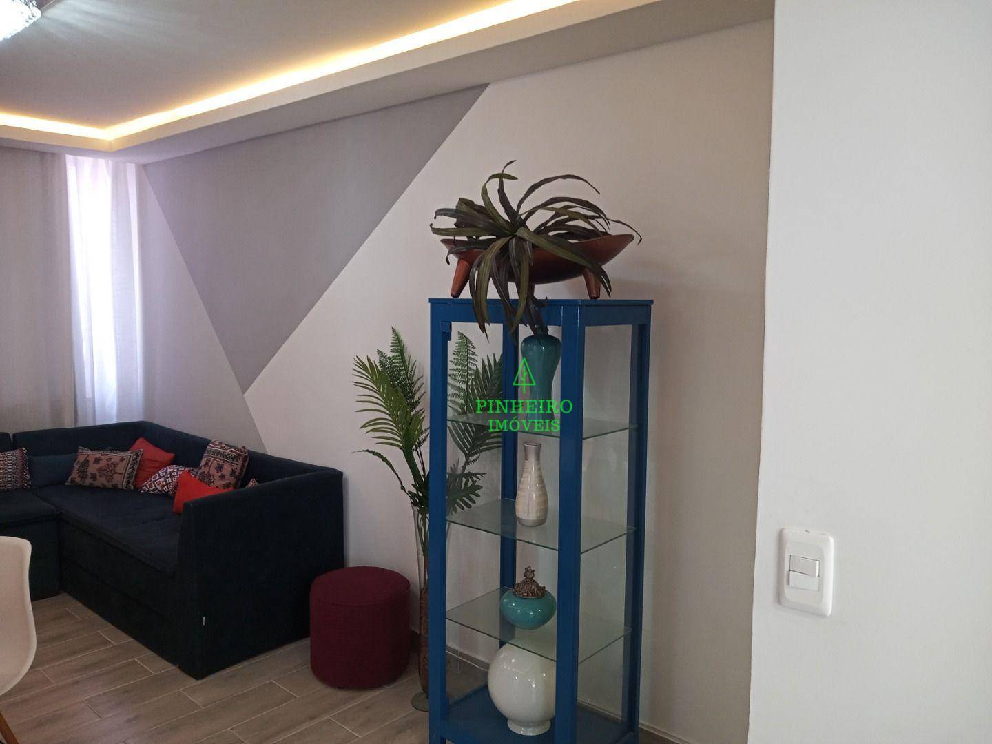 Apartamento à venda com 2 quartos, 75m² - Foto 24