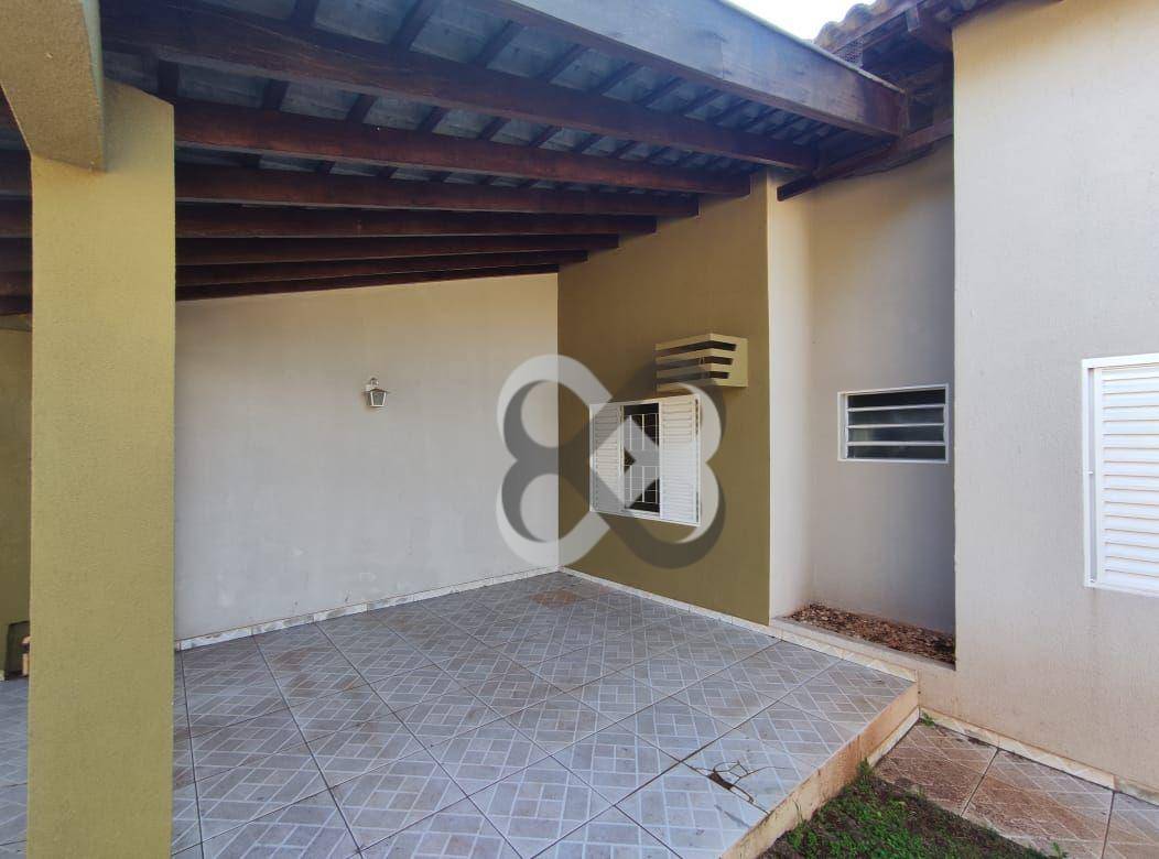 Casa à venda com 2 quartos, 72m² - Foto 2