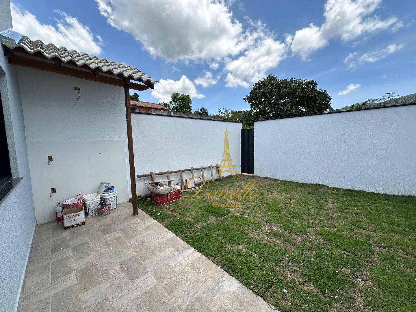 Casa à venda com 2 quartos, 70m² - Foto 30