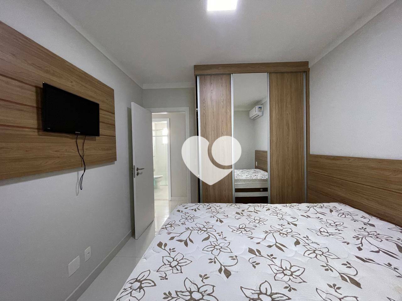 Apartamento à venda com 3 quartos, 145m² - Foto 9