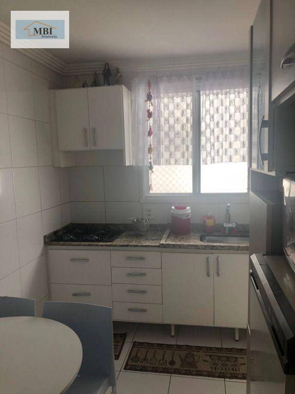 Apartamento à venda com 3 quartos, 82m² - Foto 15