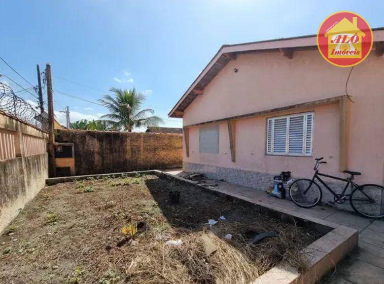 Casa à venda com 2 quartos, 103m² - Foto 1