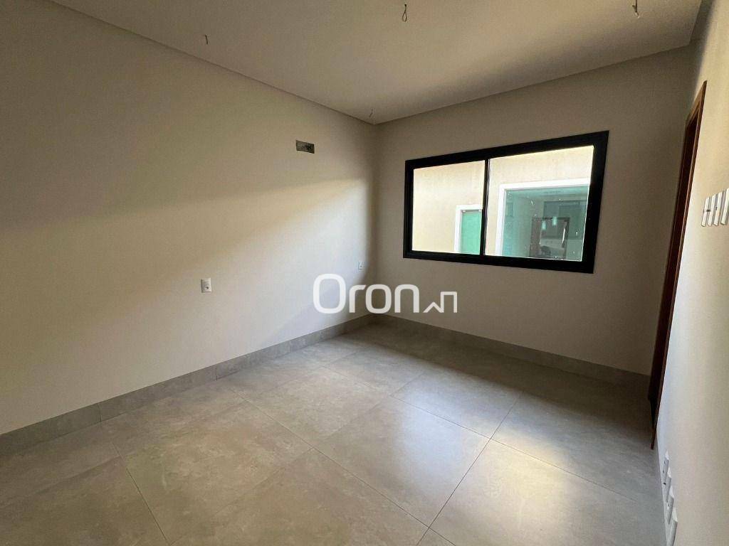 Sobrado à venda com 5 quartos, 304m² - Foto 5