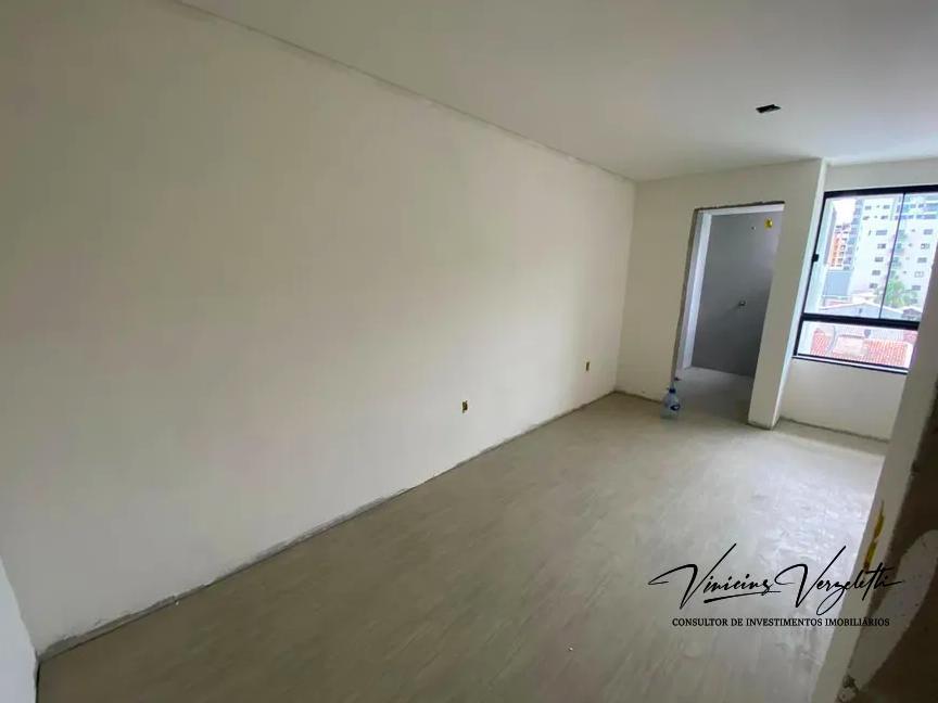 Apartamento à venda com 2 quartos, 81m² - Foto 7