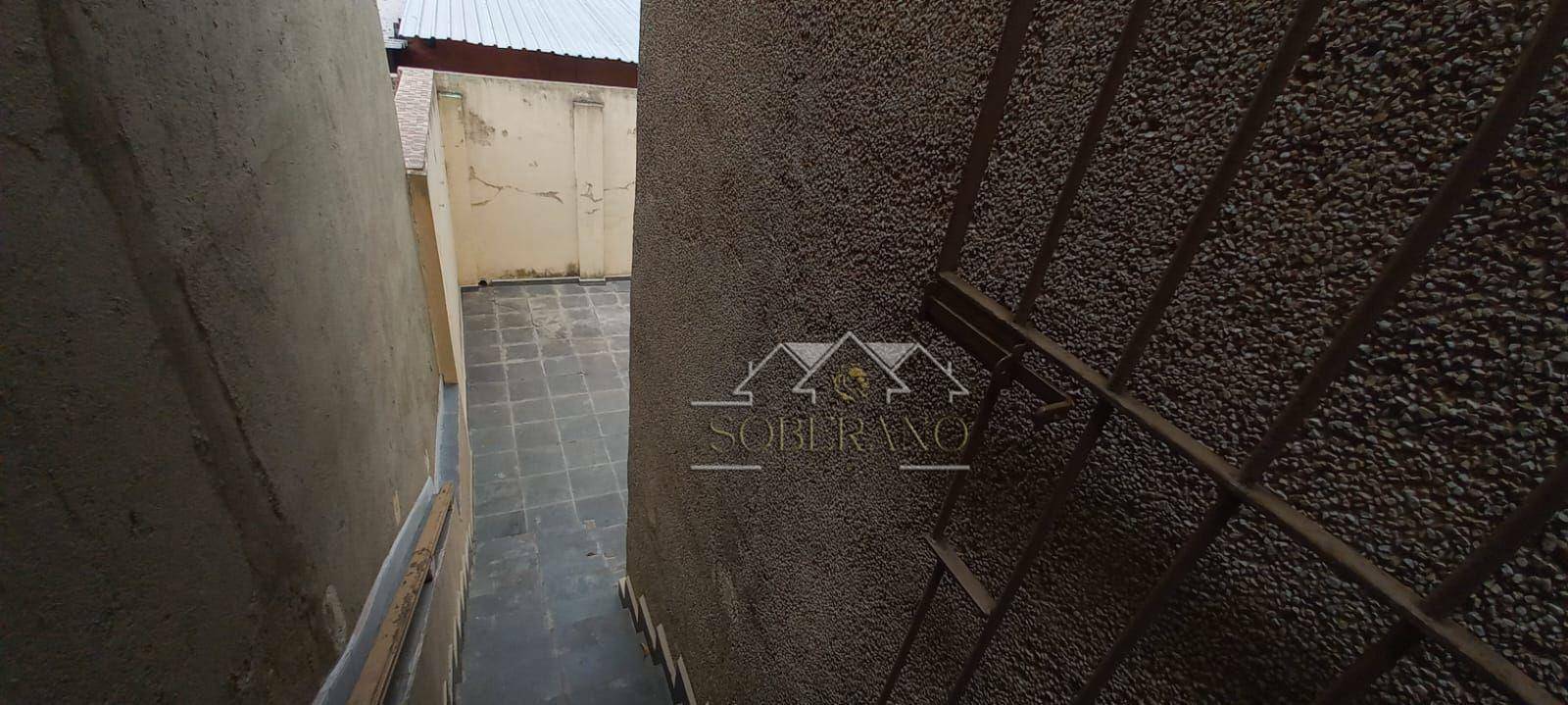 Sobrado à venda e aluguel com 2 quartos, 168m² - Foto 35