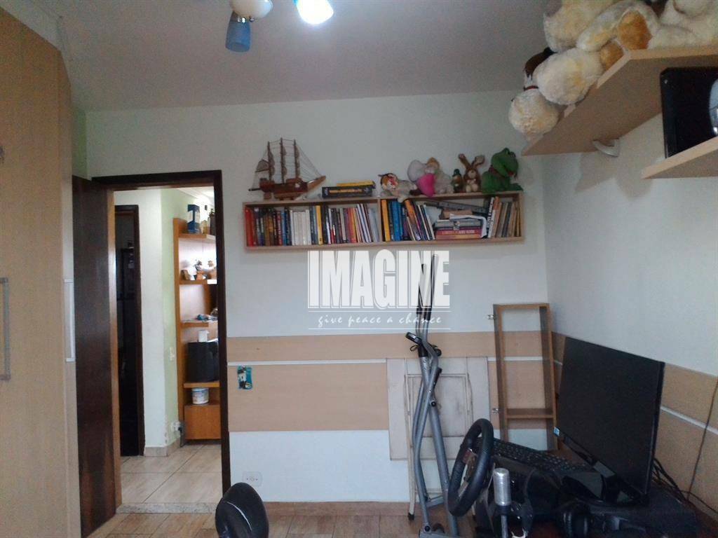 Apartamento à venda com 2 quartos, 58m² - Foto 4