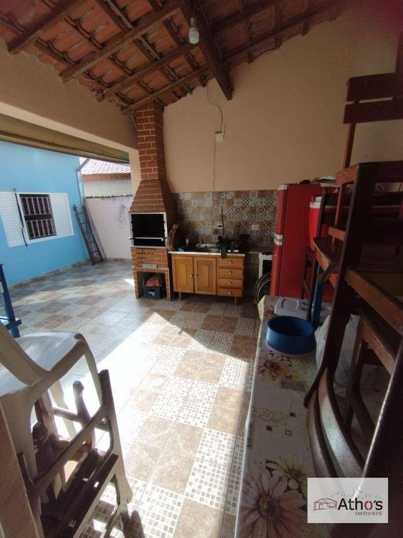 Casa à venda com 3 quartos, 122m² - Foto 13