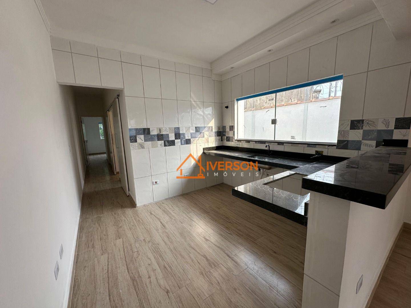 Casa à venda com 2 quartos, 97m² - Foto 5