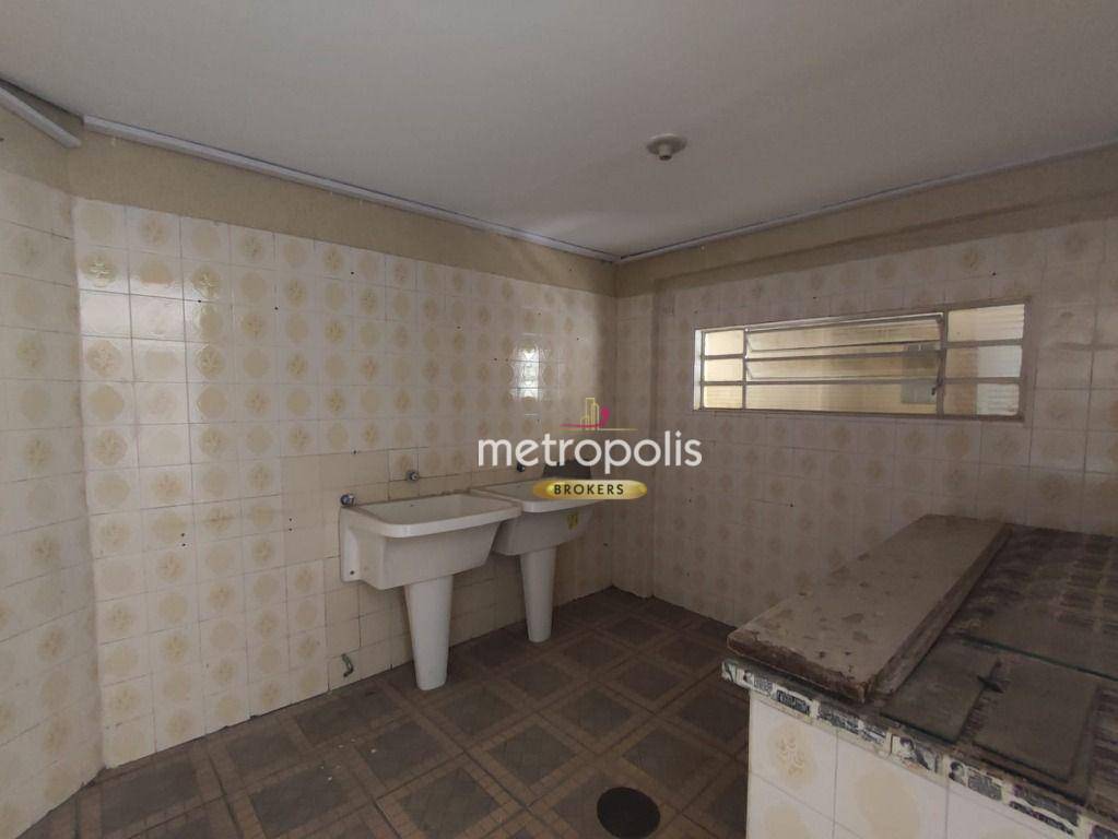 Casa à venda com 3 quartos, 320m² - Foto 26