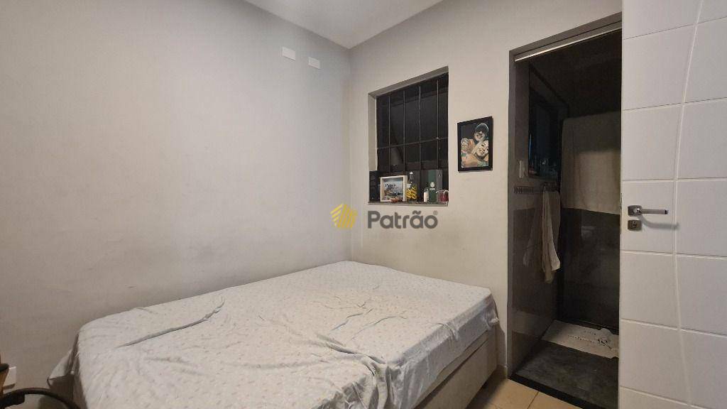 Sobrado à venda com 5 quartos, 306m² - Foto 23