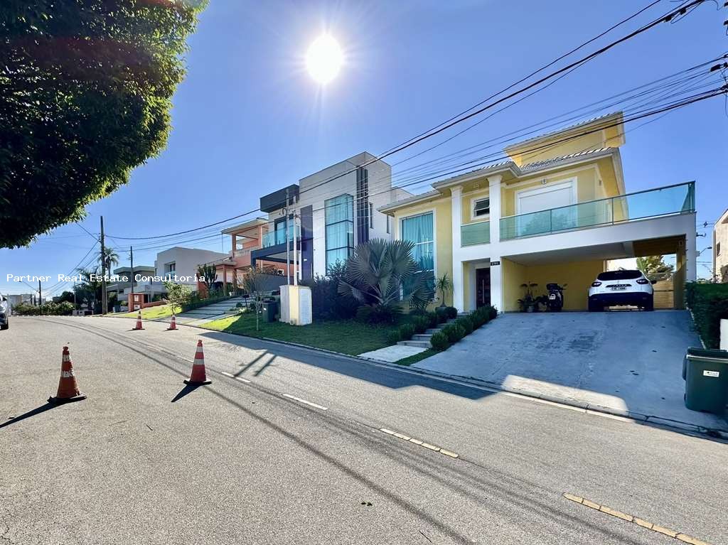 Casa de Condomínio à venda com 3 quartos, 513m² - Foto 2