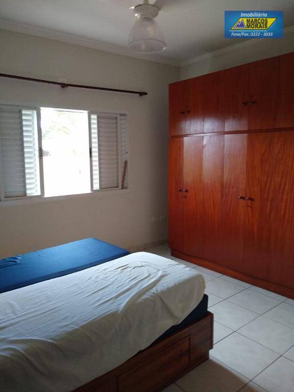 Chácara à venda com 4 quartos, 444m² - Foto 5