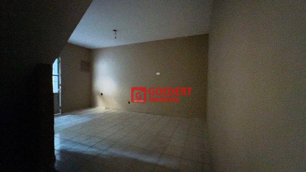 Sobrado para alugar com 6 quartos, 270m² - Foto 36