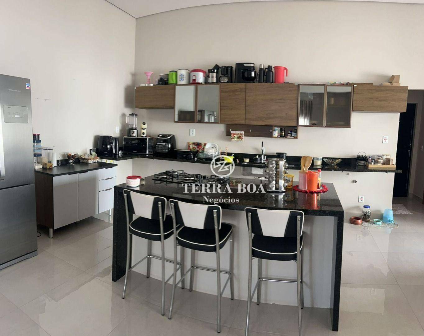 Casa de Condomínio à venda e aluguel com 3 quartos, 215M2 - Foto 21