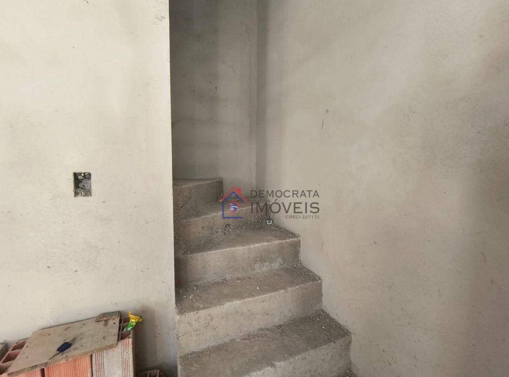 Sobrado à venda com 2 quartos, 127m² - Foto 19