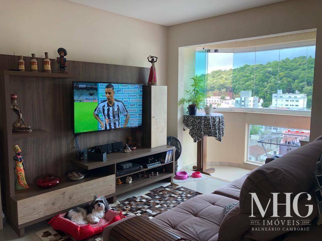 Apartamento à venda com 2 quartos, 63m² - Foto 9