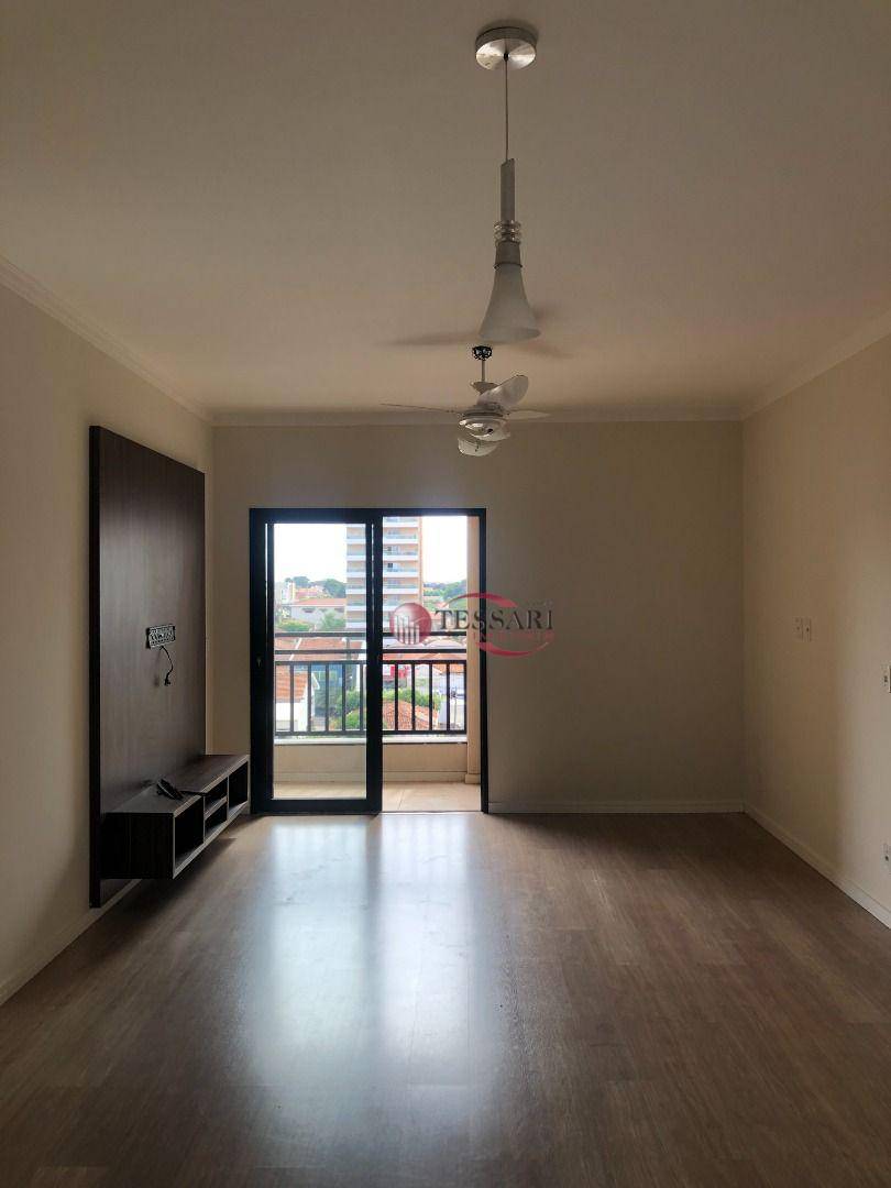 Apartamento à venda com 3 quartos, 90m² - Foto 1