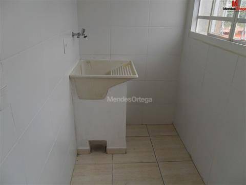 Apartamento para alugar com 2 quartos, 65m² - Foto 13