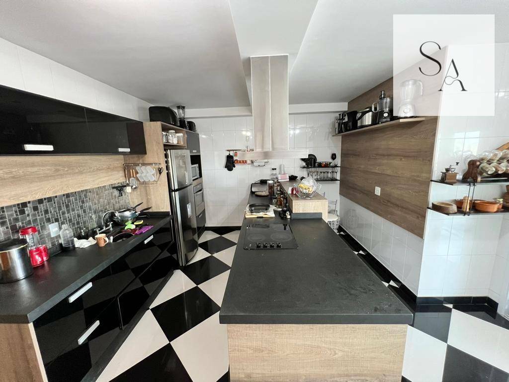 Cobertura à venda com 3 quartos, 280m² - Foto 31