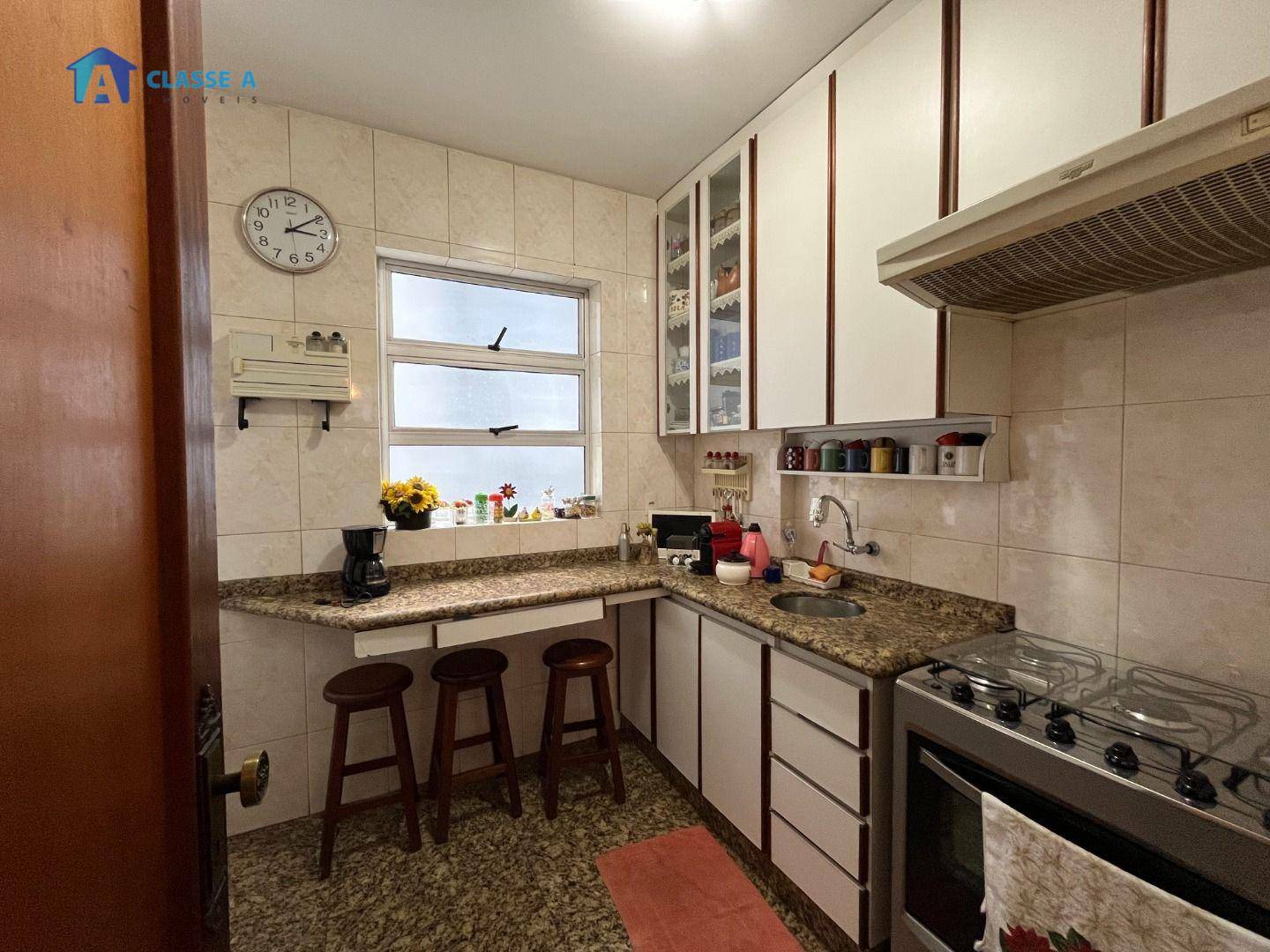 Apartamento à venda com 3 quartos, 165m² - Foto 7