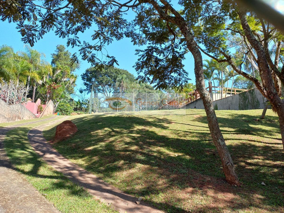Casa de Condomínio à venda com 3 quartos, 390m² - Foto 2