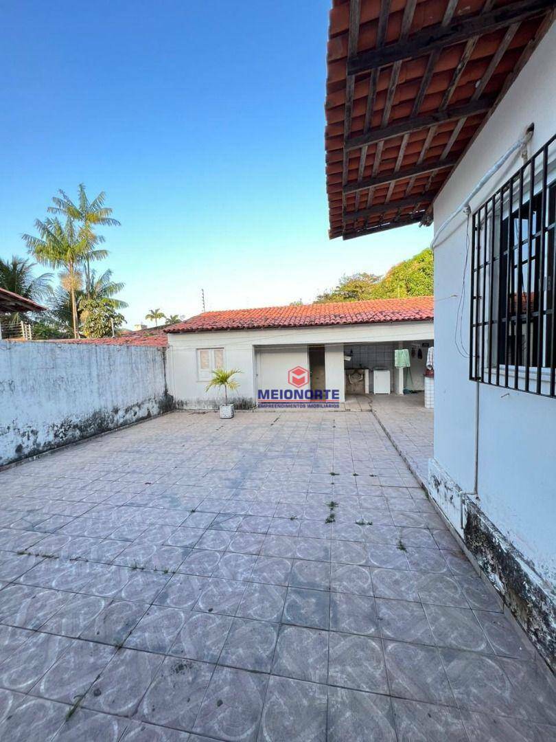 Casa à venda com 3 quartos, 200m² - Foto 16