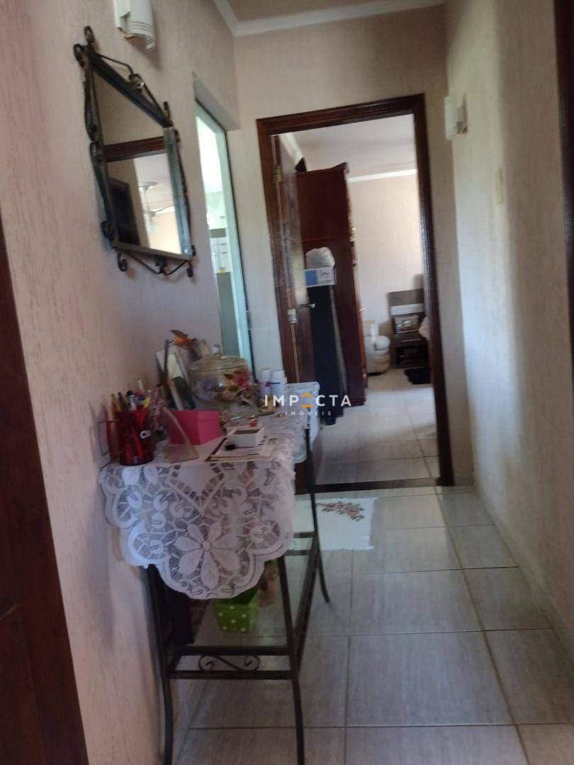 Chácara à venda com 2 quartos, 264m² - Foto 2