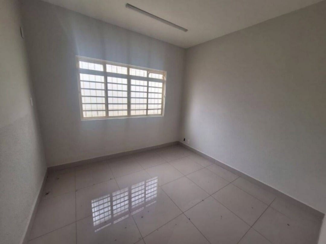 Loja-Salão para alugar com 5 quartos, 200m² - Foto 7