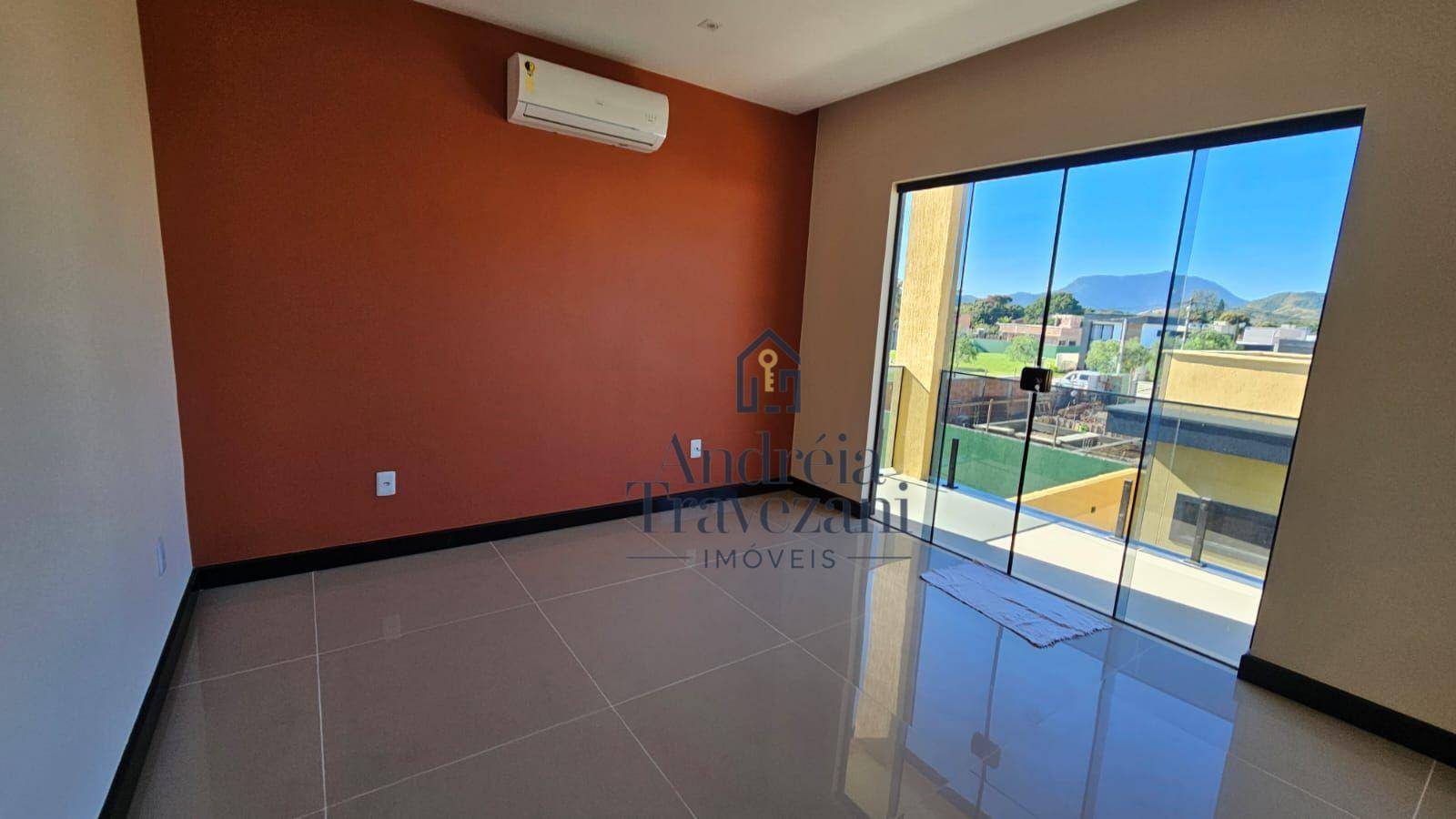 Casa de Condomínio à venda com 4 quartos, 266m² - Foto 33