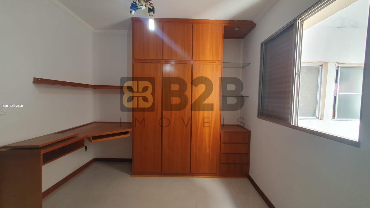 Apartamento à venda com 3 quartos, 160m² - Foto 11