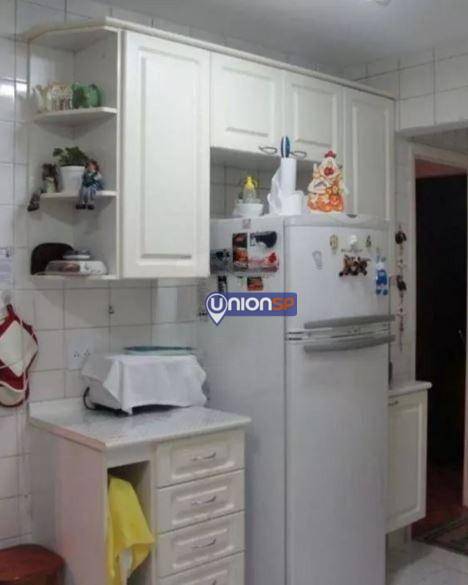 Apartamento à venda com 3 quartos, 97m² - Foto 4