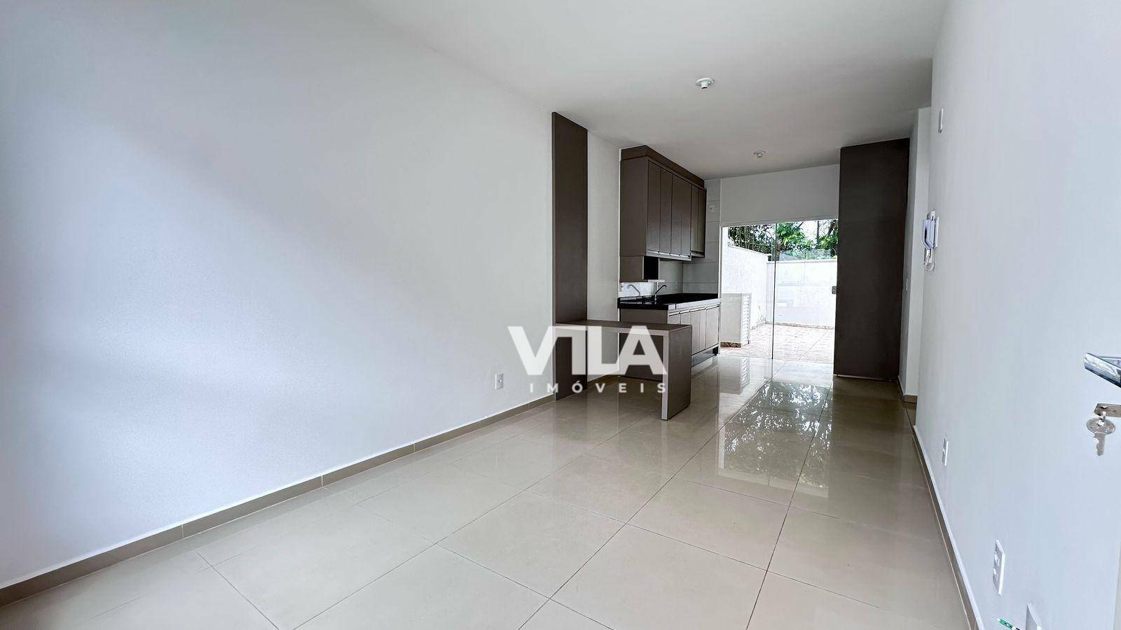 Casa à venda com 2 quartos, 58m² - Foto 4